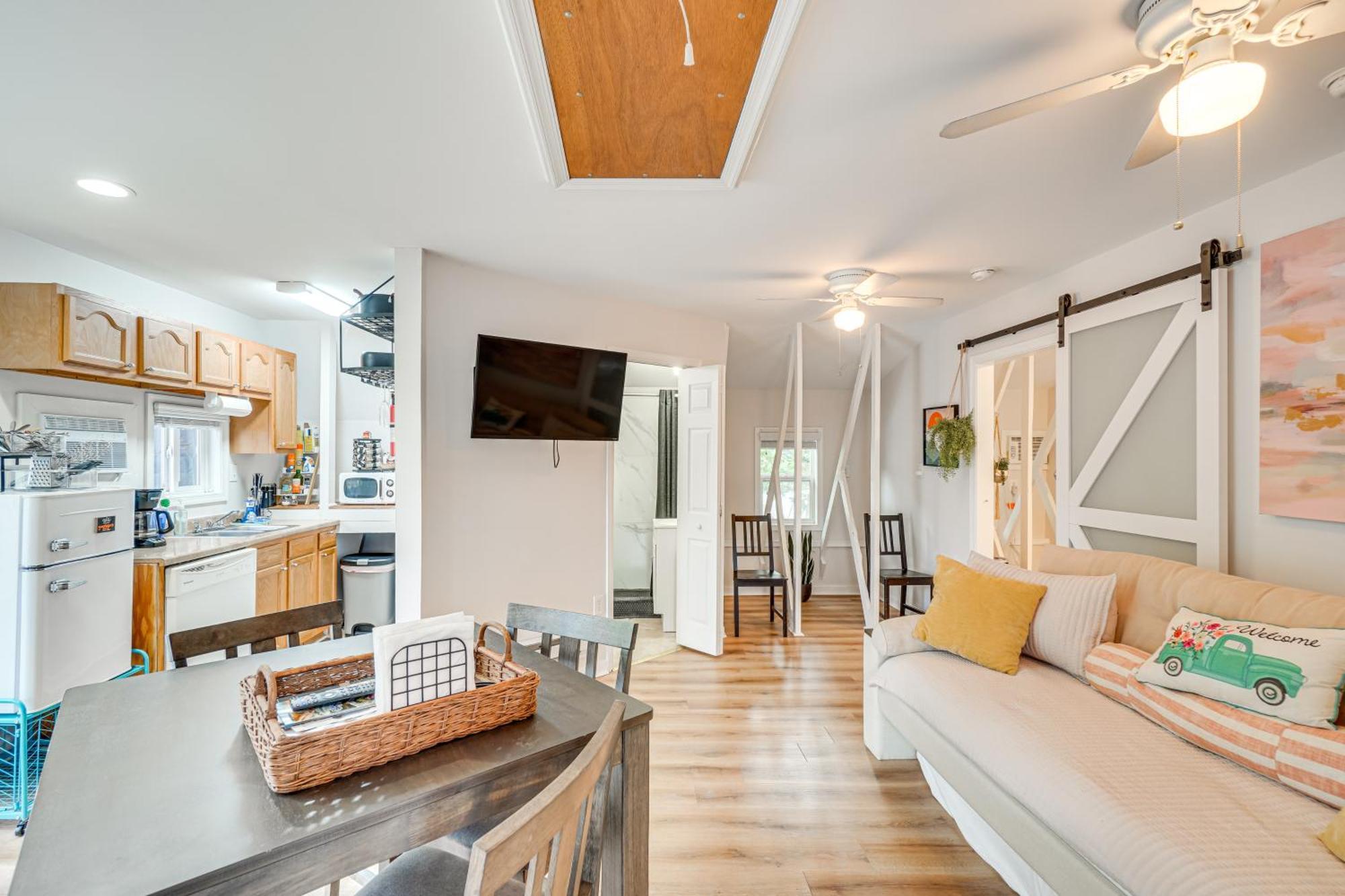 Epic Brunswick Apartment, Deck With Private Hot Tub! Ngoại thất bức ảnh